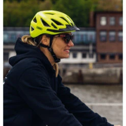 Casque Abus Urban-I 3.0 - Signal Jaune 11 Casque Abus Urban-I 3.0 - Signal Jaune -Vélo Offre Speciale casque abus urban i 30 signal jaune 4