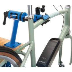 Pied De Réparation Park Tool PCS-12.2 à Fixer Sur Etabli 9 Pied De Réparation Park Tool PCS-12.2 à Fixer Sur Etabli -Vélo Offre Speciale pied de reparation park tool pcs 122 a fixer sur etabli 2